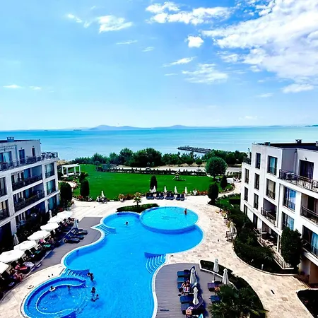 - Diamond Apartment *